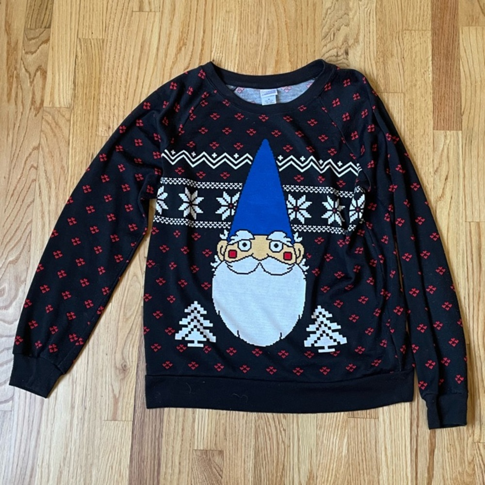 Juniors Black Gnome Lightweight Sweater Size Medium